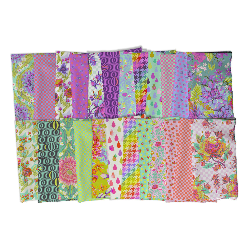 Tula Pink - Tula's True shops - Goldfish - ONE 16 piece Fat Quarter Bundle of Tula Pink for FreeSpirit - 18